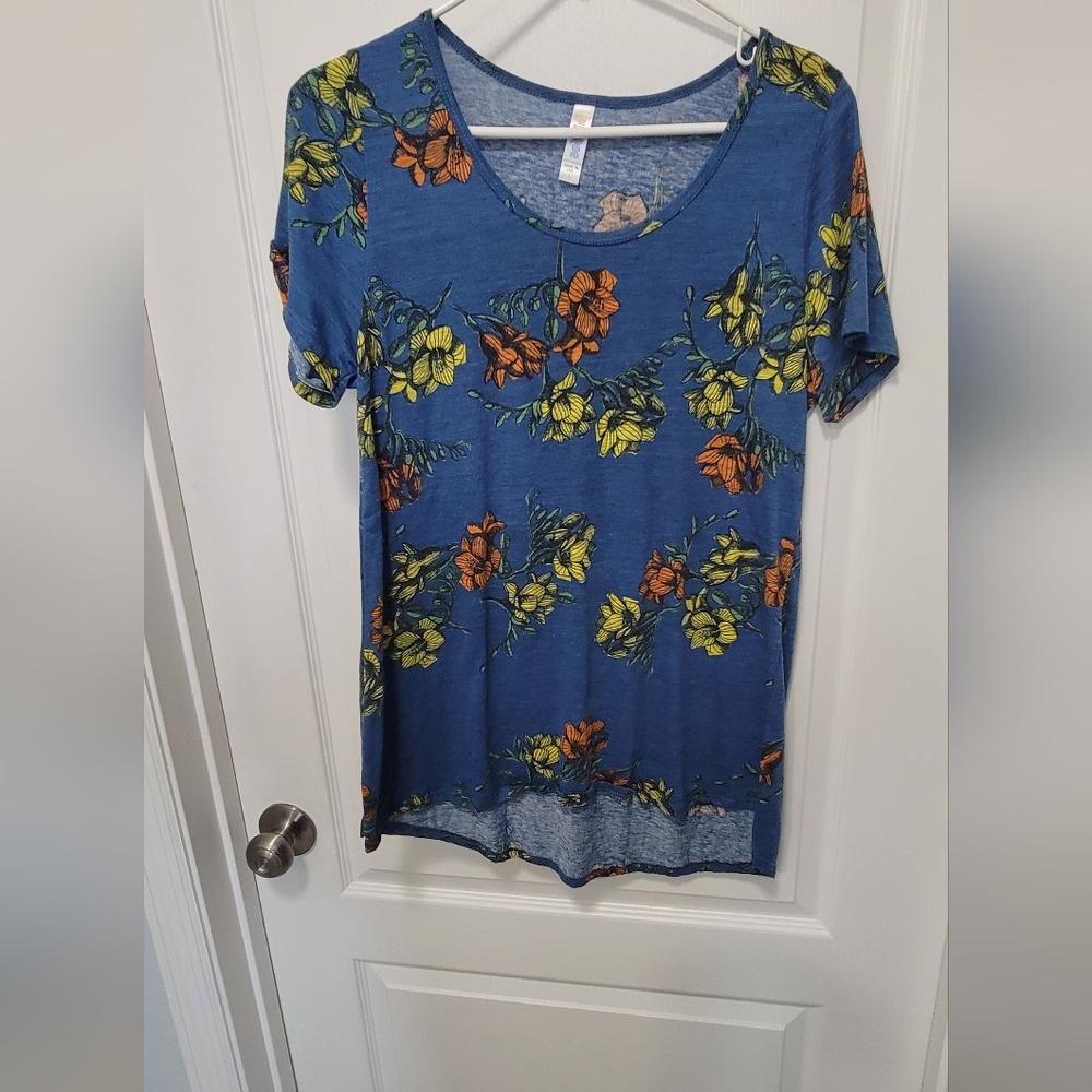 Lularoe Floral Blue Women's Top